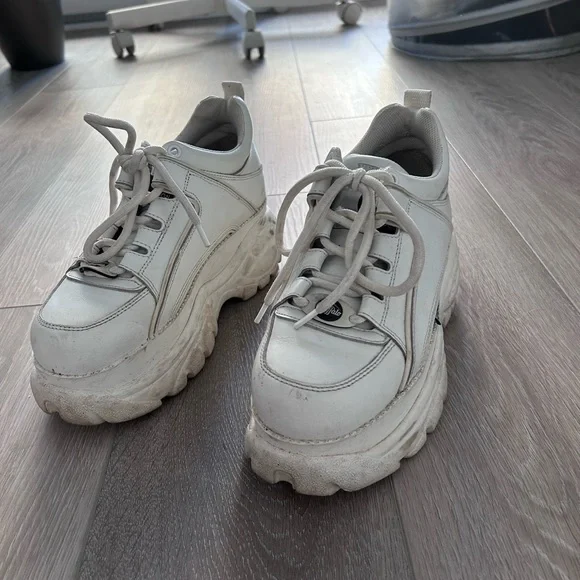 Buffalo platforms - Picture 3 of 4